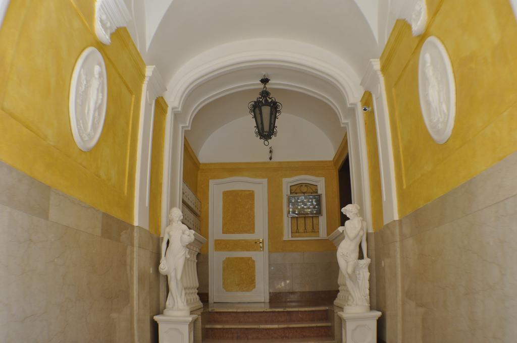 Amico Hotel Рим Экстерьер фото